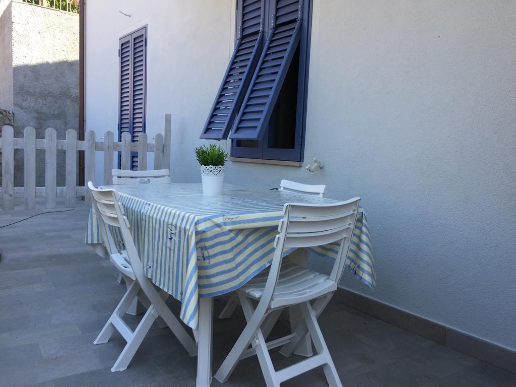 Casetta Lavanda Pomonte Exterior photo